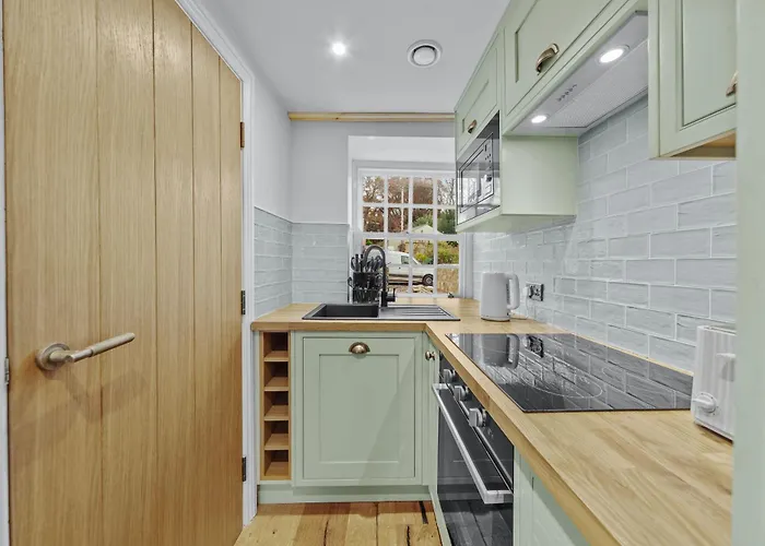 Tilly's Cosy Retreats - Castle