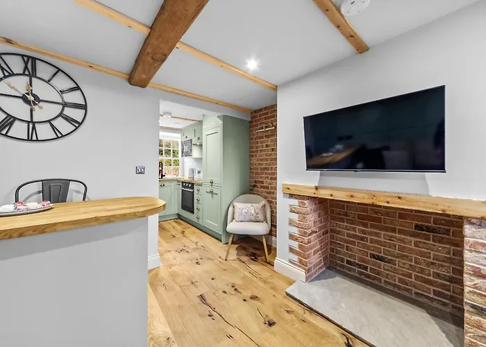 Tilly's Cosy Retreats - Castle Hébergement de vacances